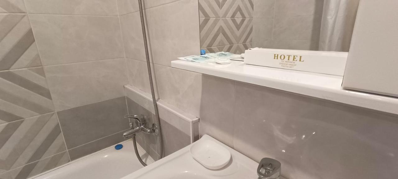 2 комнатная 4 Almaty